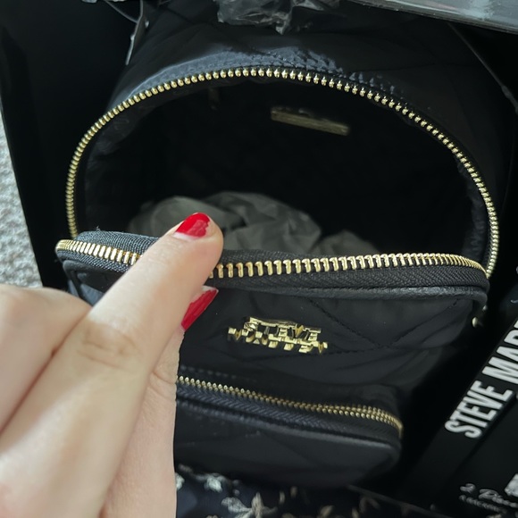 Steve Madden Set - Picture 4 of 7